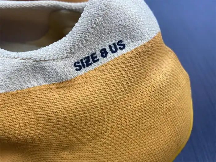 MaikeSneakers Adidas Yeezy Knit RNR Sulfur GW5353 0122