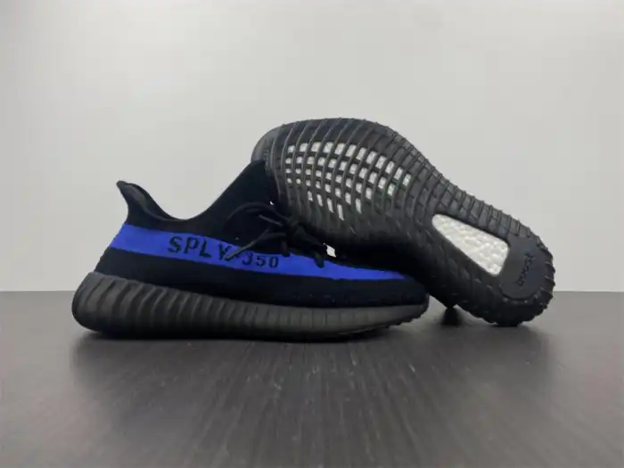 MaikeSneakers Adidas Yeezy Boost 350 V2 Dazzling Blue GY7164 0126