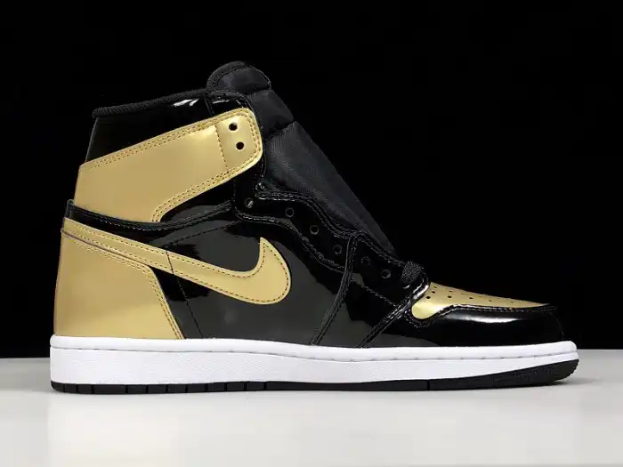 MaikeSneakers Air Jordan 1 Retro High Glod Toe 861428-007 0123