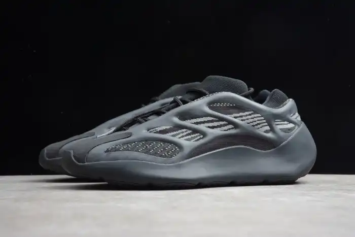 MaikeSneakers Adidas Yeezy Boost 700 V3 Black H67799 0122