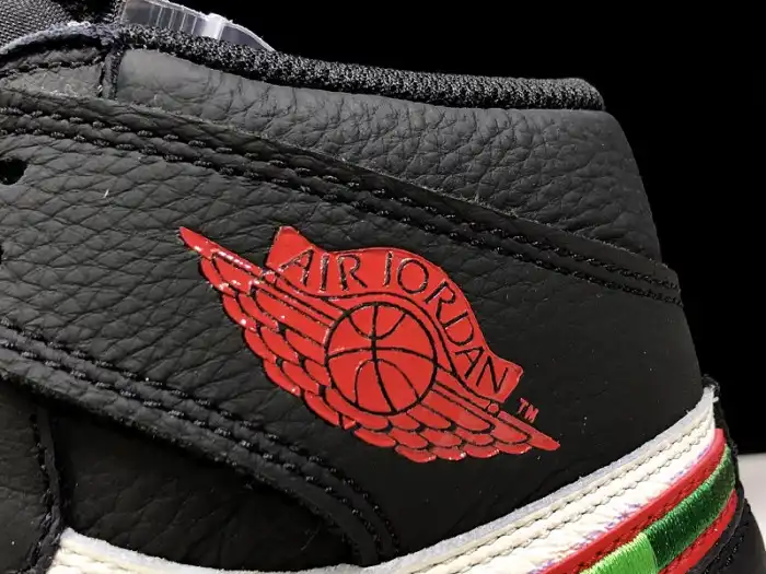 MaikeSneakers Air Jordan 1 Retro High OG 'A Star Is Born' - 555088 015 0123