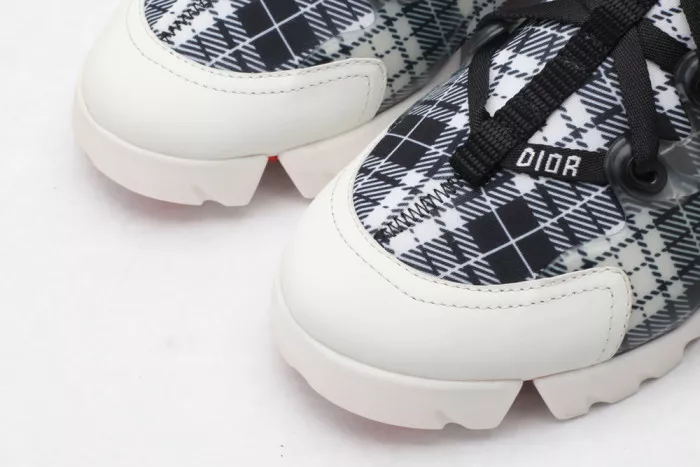 MaikeSneakers DR-CONNECT BLACK PLAID 0117