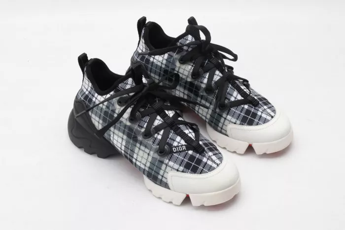 MaikeSneakers DR-CONNECT BLACK PLAID 0117