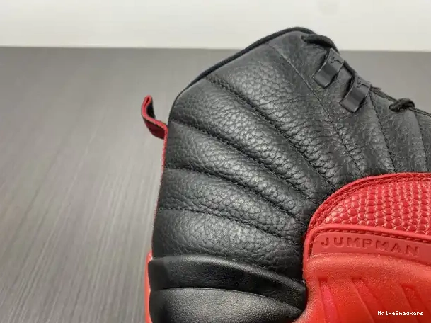 MaikeSneakers (2016) Jordan 12 Flu 130690 Retro 002 Game 0222