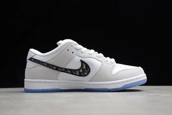 MaikeSneakers DR x Nike Dunk SB Low BQ6817-002 0206