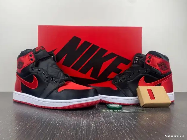 MaikeSneakers 1 Bred High FD4810-061 WMNS OG Air Satin Jordan 0210