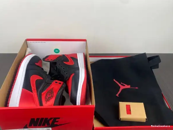 MaikeSneakers 1 Bred High FD4810-061 WMNS OG Air Satin Jordan 0210