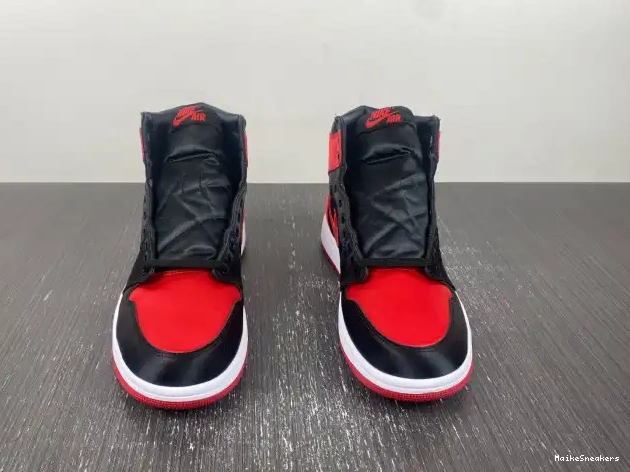 MaikeSneakers 1 Bred High FD4810-061 WMNS OG Air Satin Jordan 0210