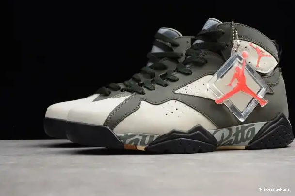 MaikeSneakers 7 Jordan AT3375-100 x Patta Icicle Air 0223