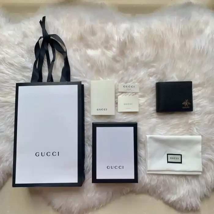 MaikeSneakers GUCC WALLET 523664 11*9 0204