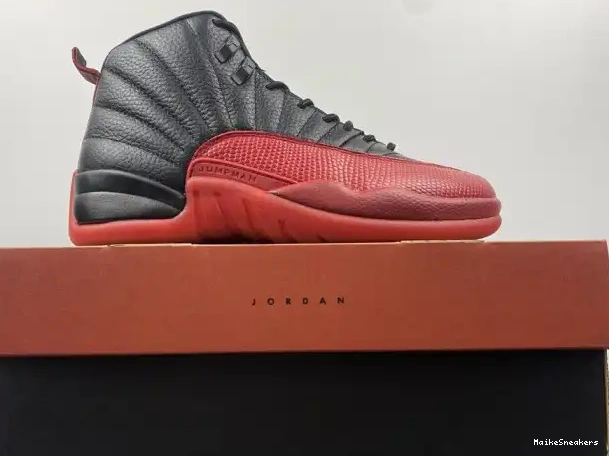 MaikeSneakers (2016) Jordan 12 Flu 130690 Retro 002 Game 0222