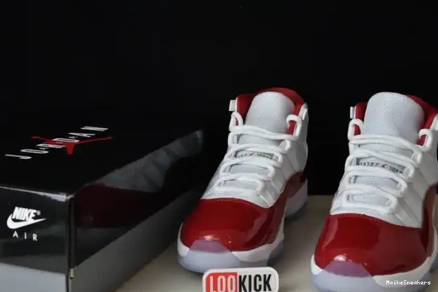 MaikeSneakers Jordan 11 Air Cherry CT8012-116 0220