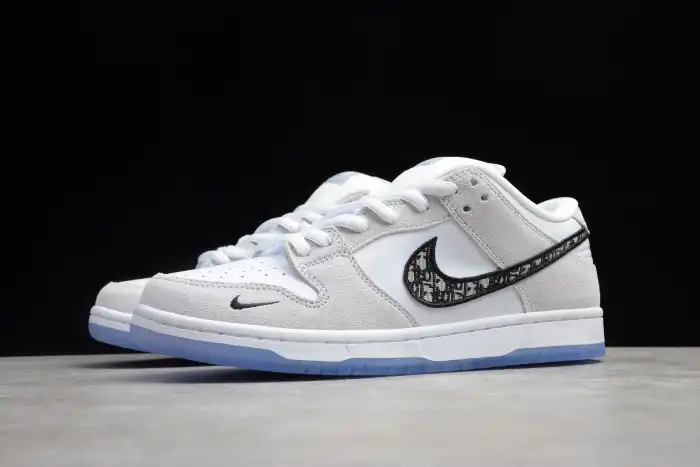 MaikeSneakers DR x Nike Dunk SB Low BQ6817-002 0206