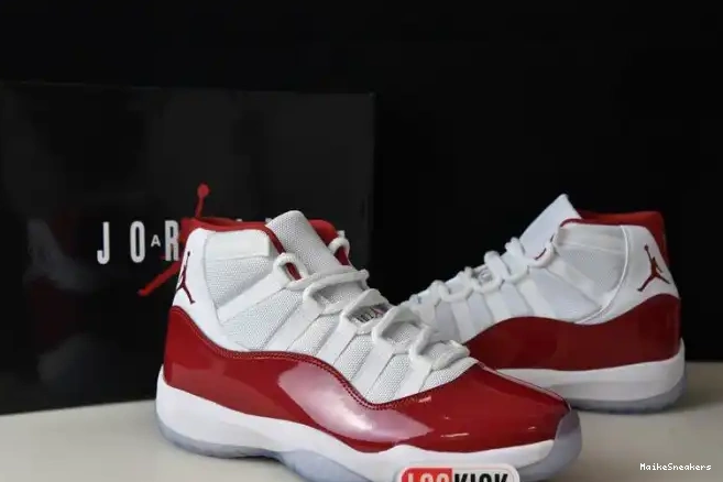 MaikeSneakers Jordan 11 Air Cherry CT8012-116 0220