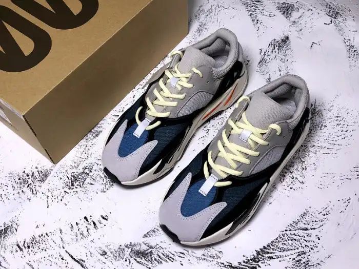 MaikeSneakers Adidas Yeezy 700 Boost Wave Runner B75571 0201